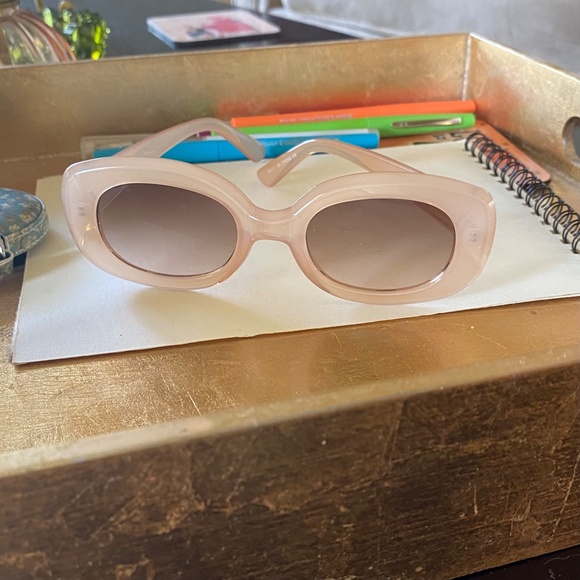 I-SEA Alabama Rectangular Sunglasses EUC - Picture 2 of 5